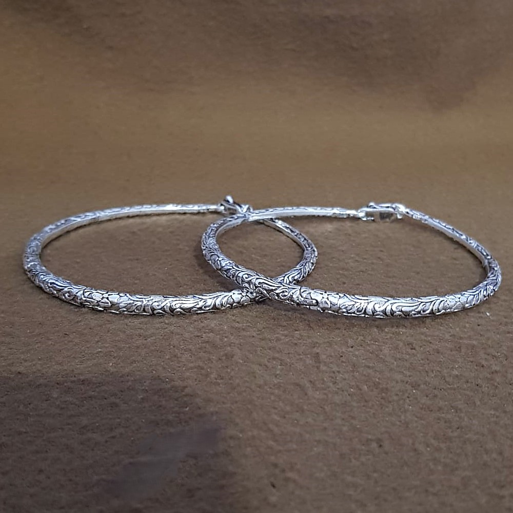 Minimalist Engraved Silver Payal