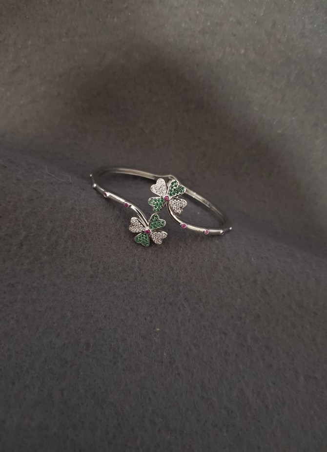 925 Sterling Silver Flower Kada Bracelet